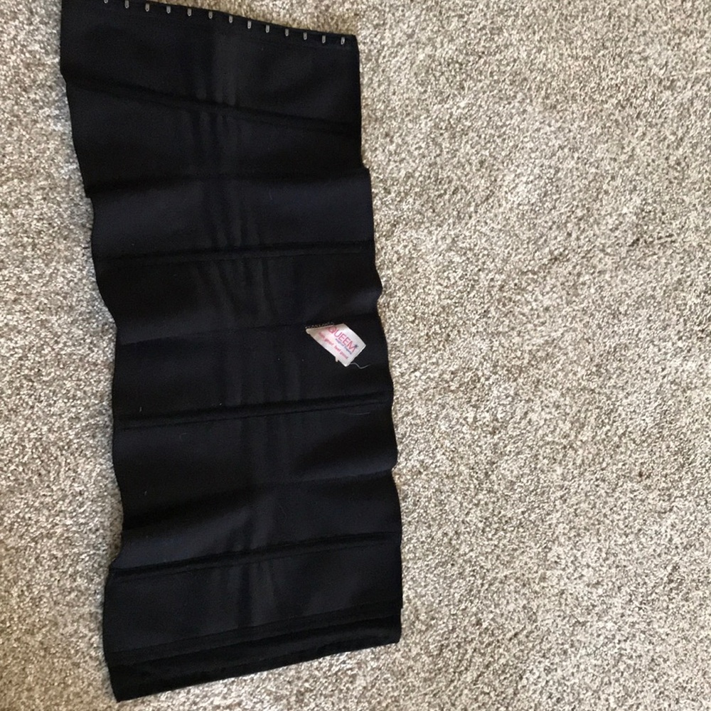Squeem waist trainer